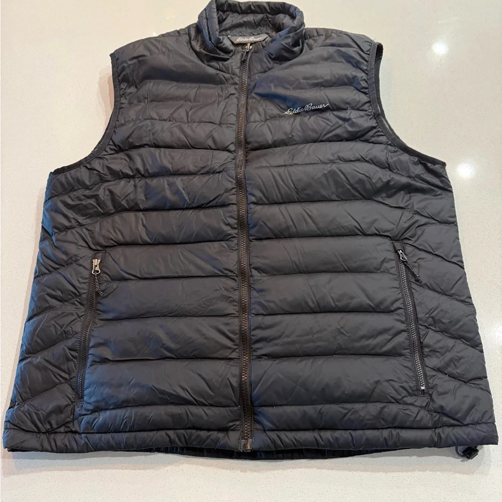 Eddie Bauer Men's Black Puffer Vest Size Large - Picture 2 of 10